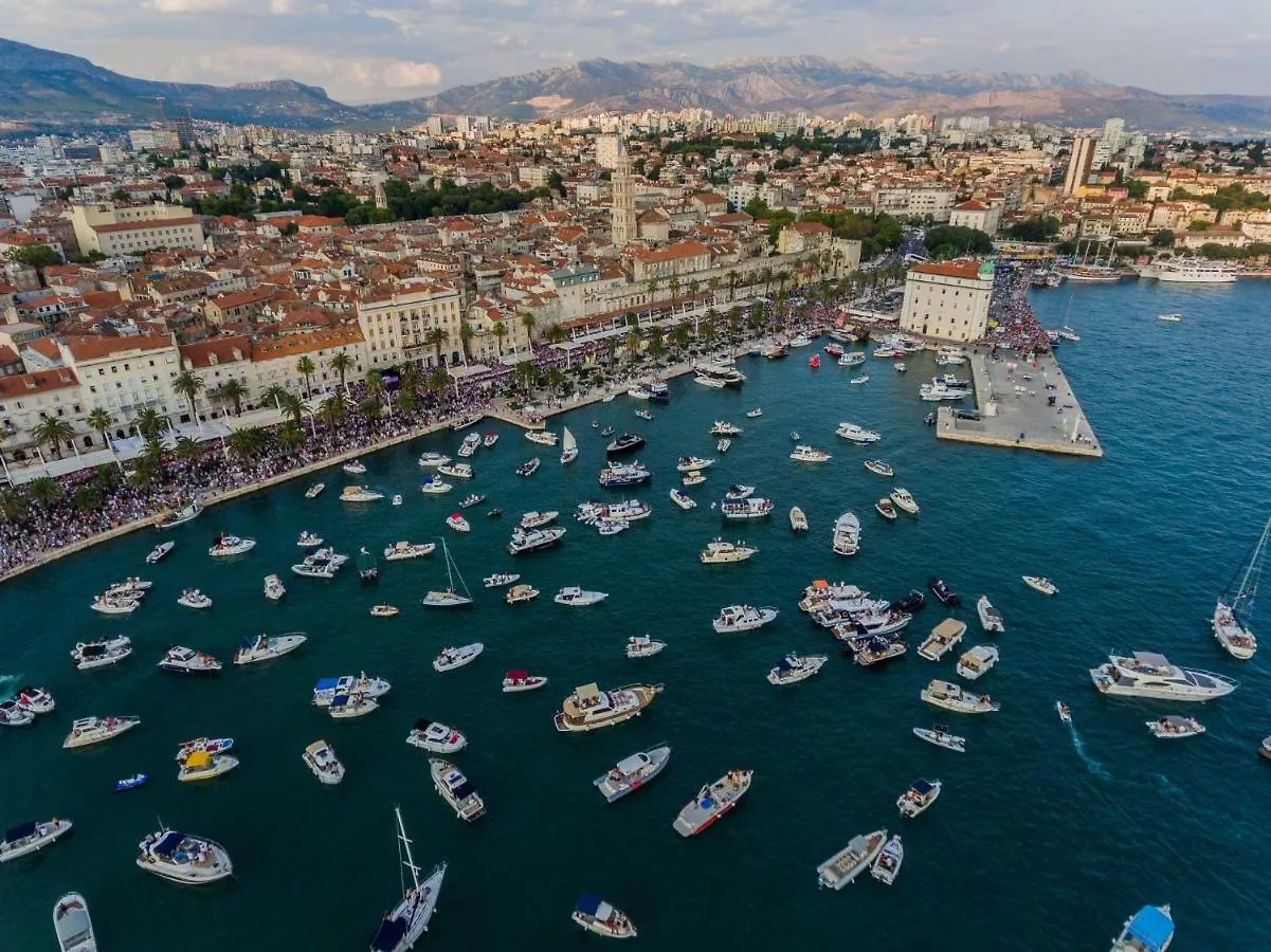 Apartamento Astonishing View Split