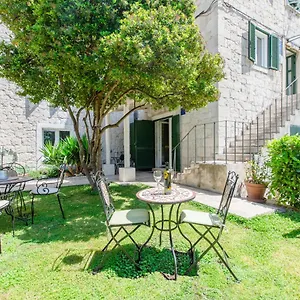  Appartamento Jes Old Town Luxury